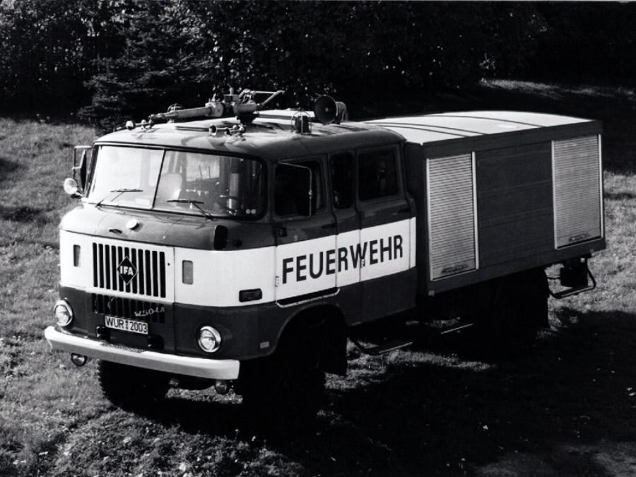  IFA W50 LA GMK Tankloschfahrzeug TLF16 1980 года  (фото 4 из 4)